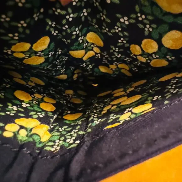 Vera Bradley Navy Quilted Flap Trifold Wallet Wristlet - Picture 7 of 10